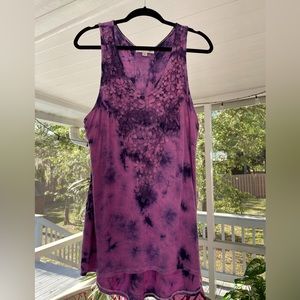 Knox Rose Ice Dyed Tank with Lace Embroidery Detail size L